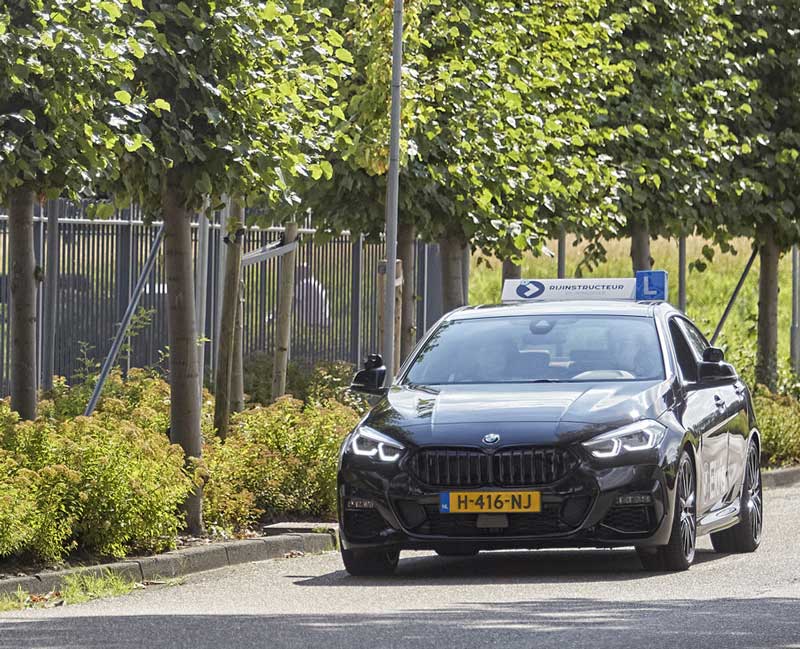 Rijles auto Jongepier - opleiding rijinstructeur